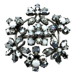 Vintage Austria Rhinestone Brooch Silver Aurum Opaque White Signed Jewelry